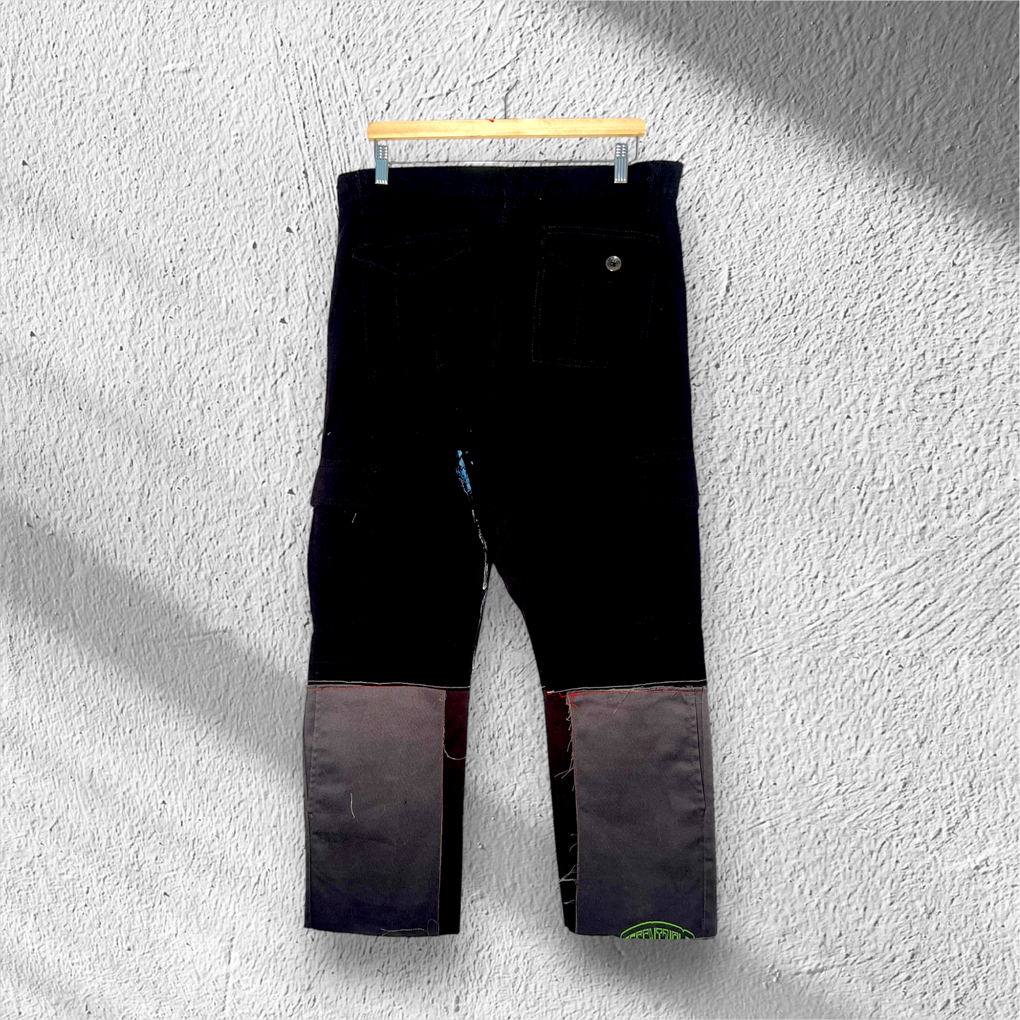 ESSENTZIALS CUSTOM ARTISAN PAINTER PANTS – SIZE 34