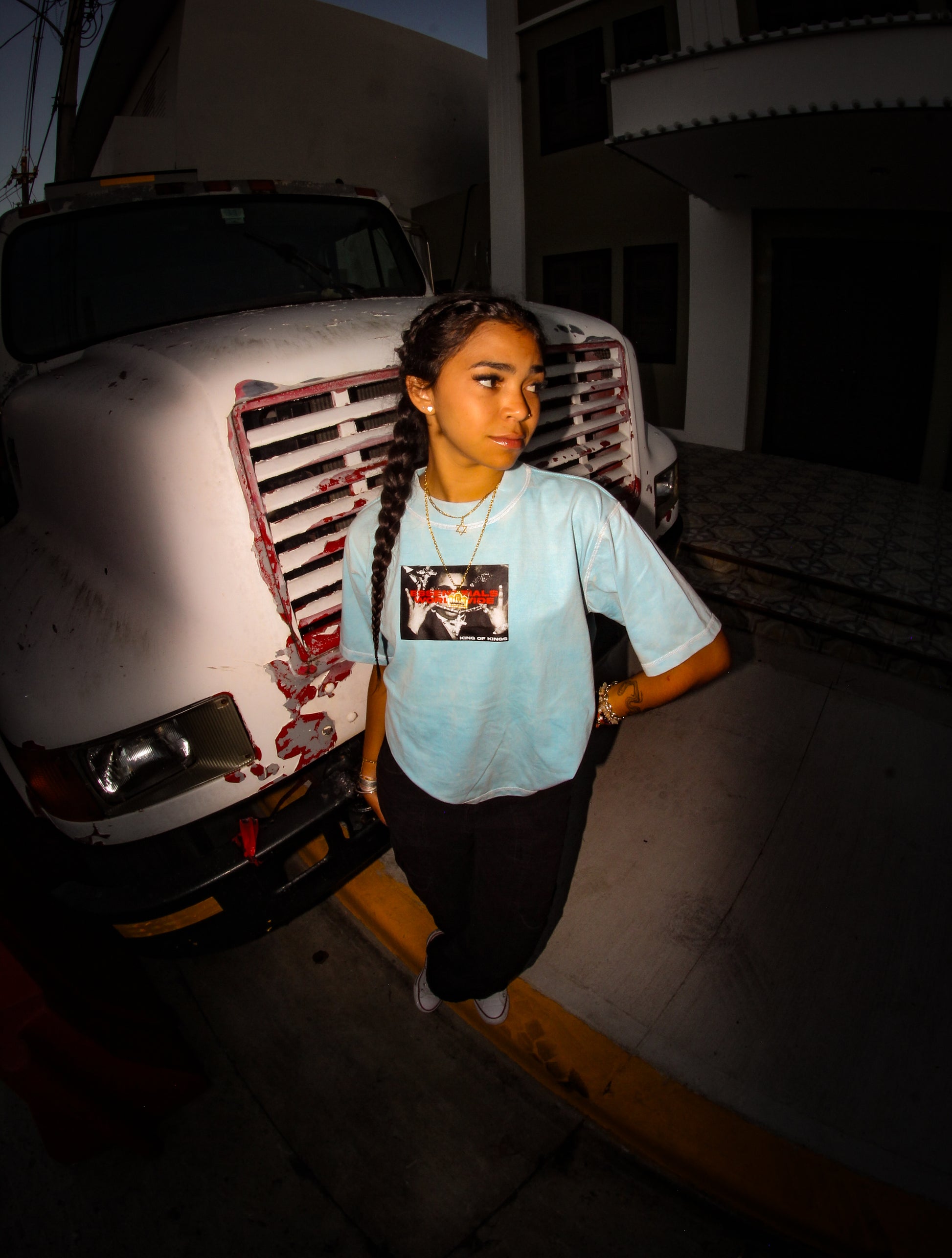 1/1 KING OF KINGS TEE