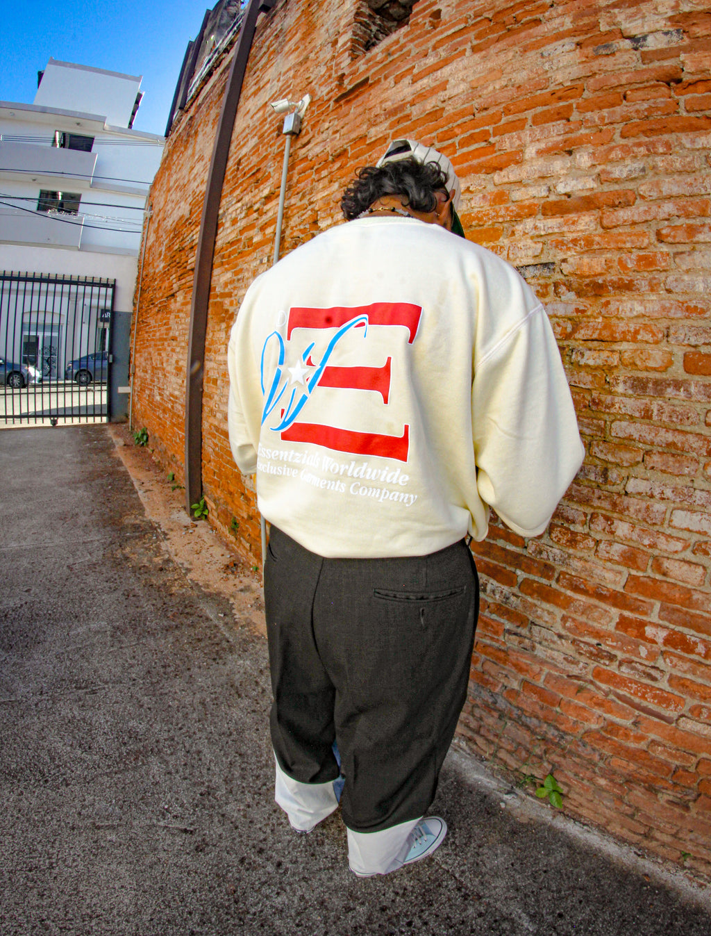 ESSENTZIALS EXCLUSIVE GARMENTS COMPANY LUXURY TEE