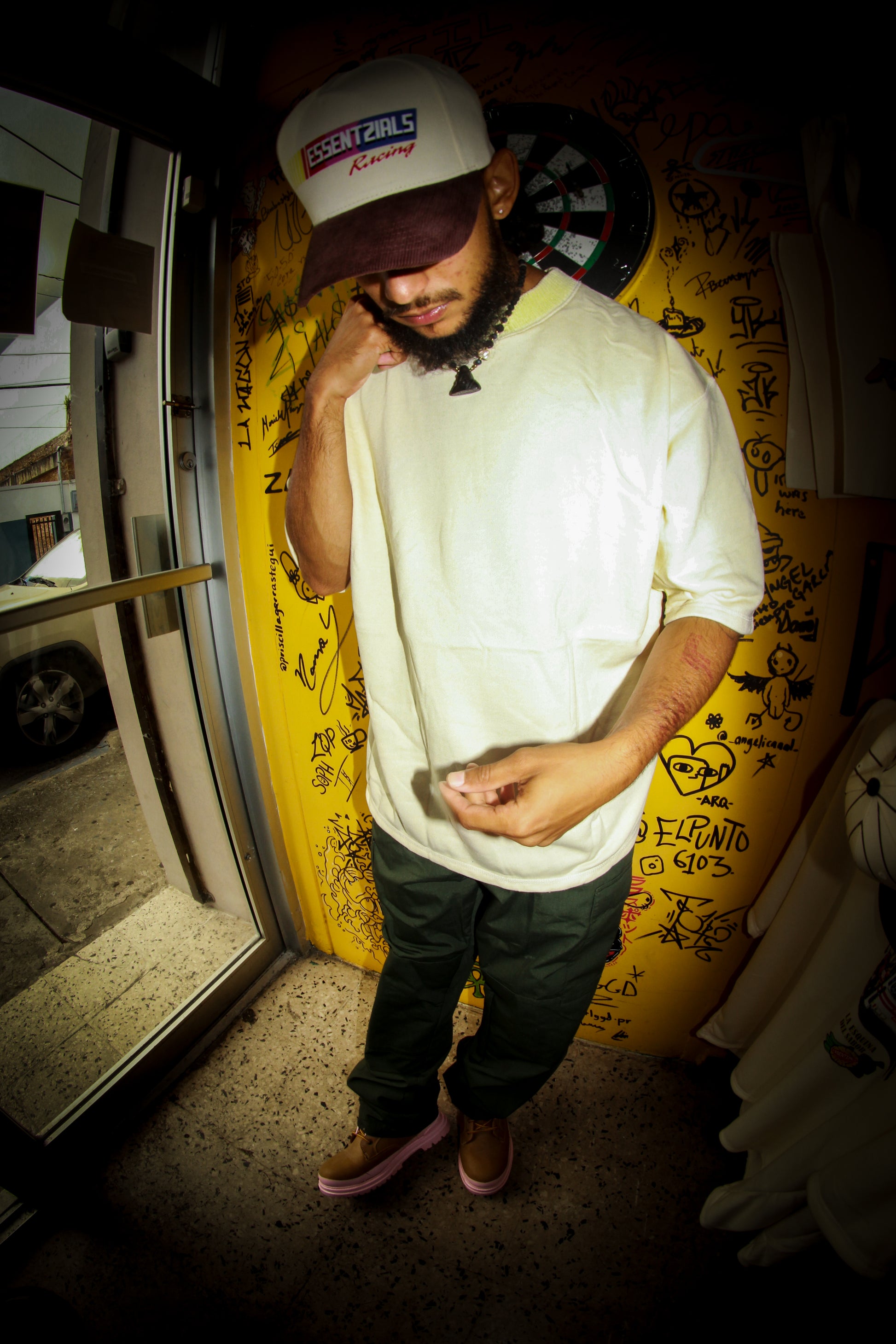 ESSENTZIALS BASIC TEES