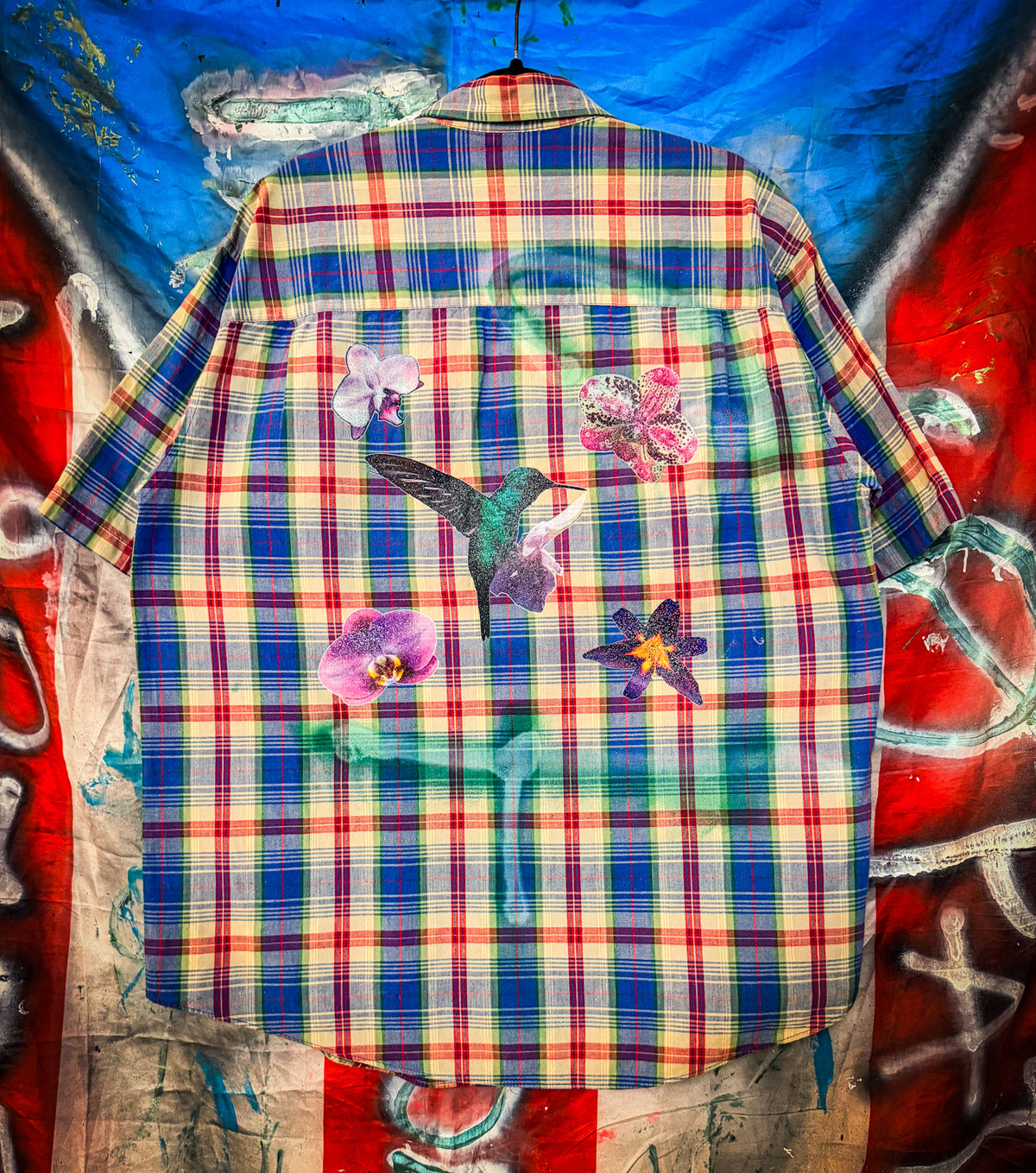 FLORA & FAUNA BUTTON UP