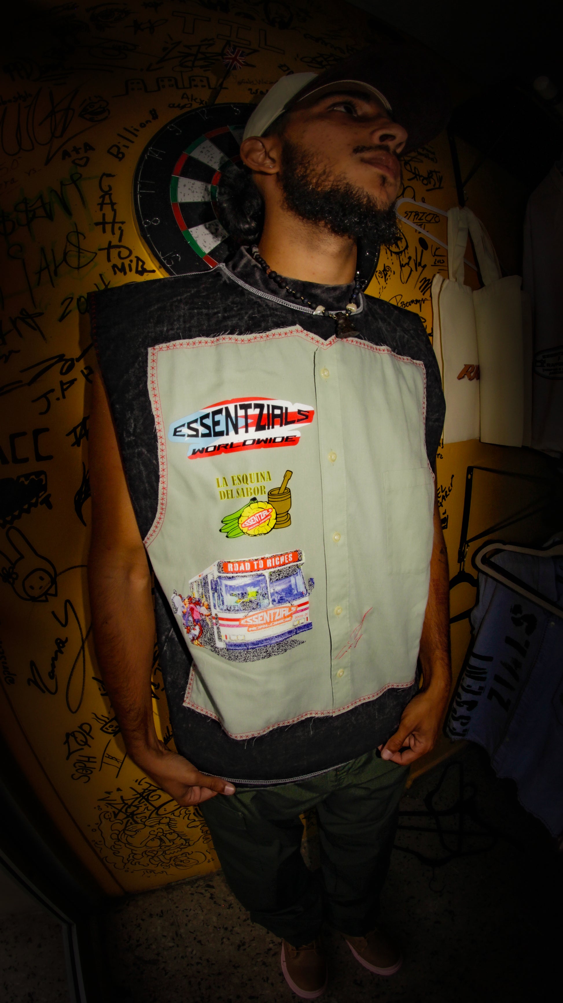 ESSENTZIALS HYBRID BUTTON TANK TOP