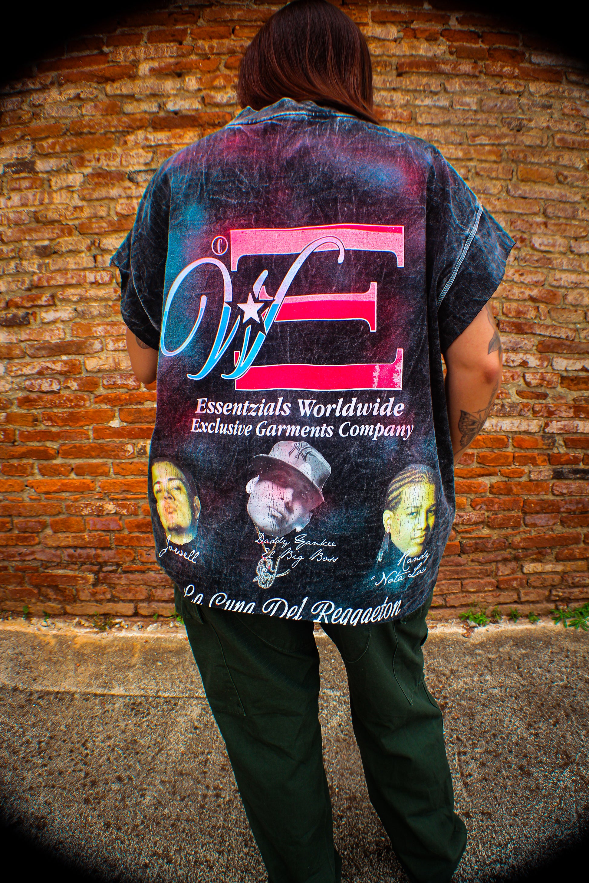 LA CUNA DEL REGUETON LUXURY GRAFFITI TEE