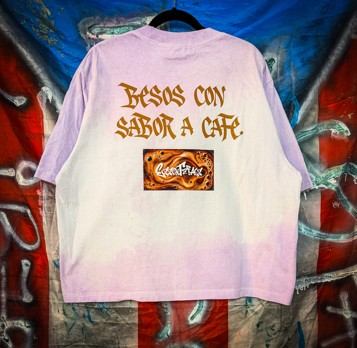 BESOS CON SABOR A CAFÉ TEE