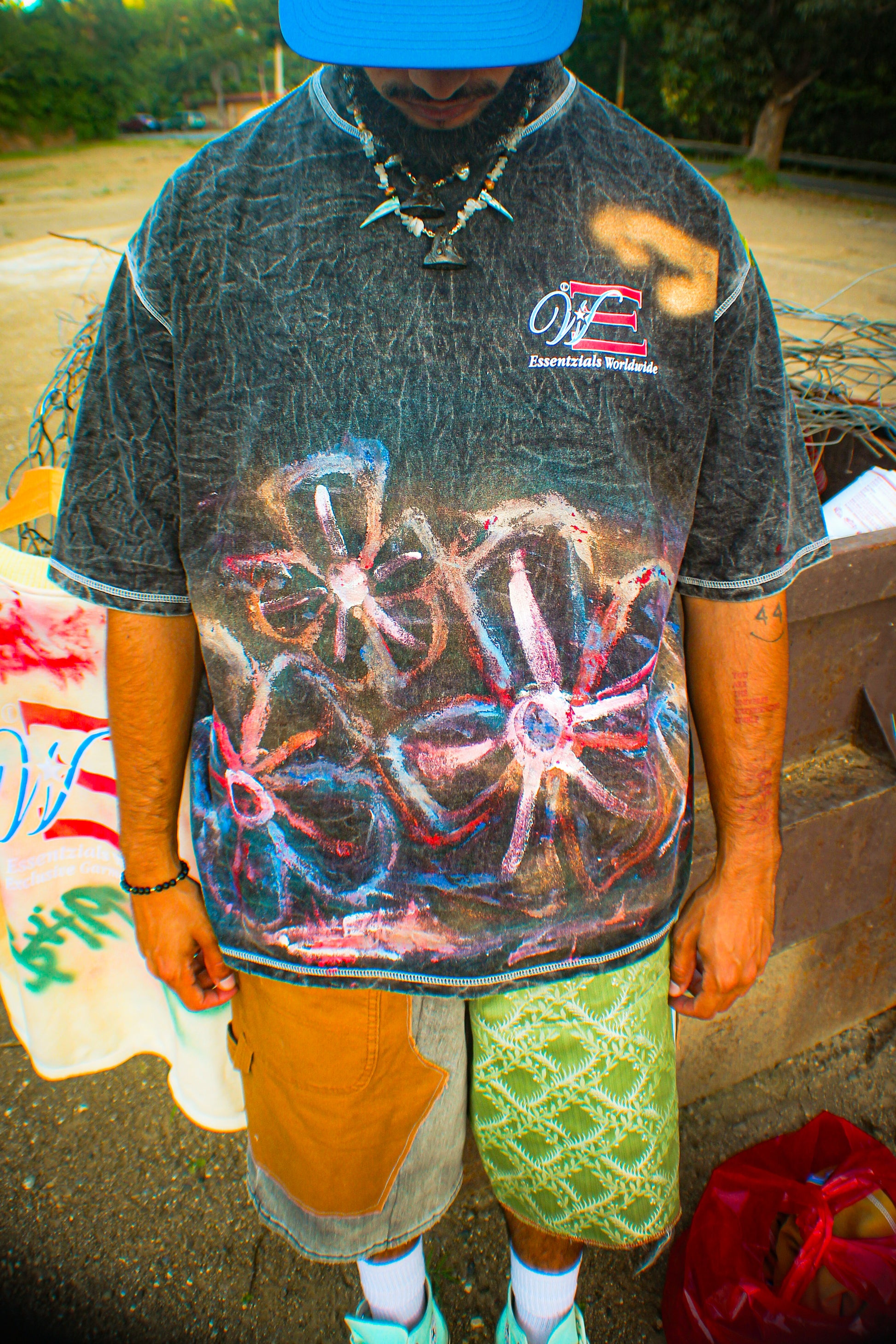 EXCLUSIVE HAND PAINTED AMAPOLA TEE