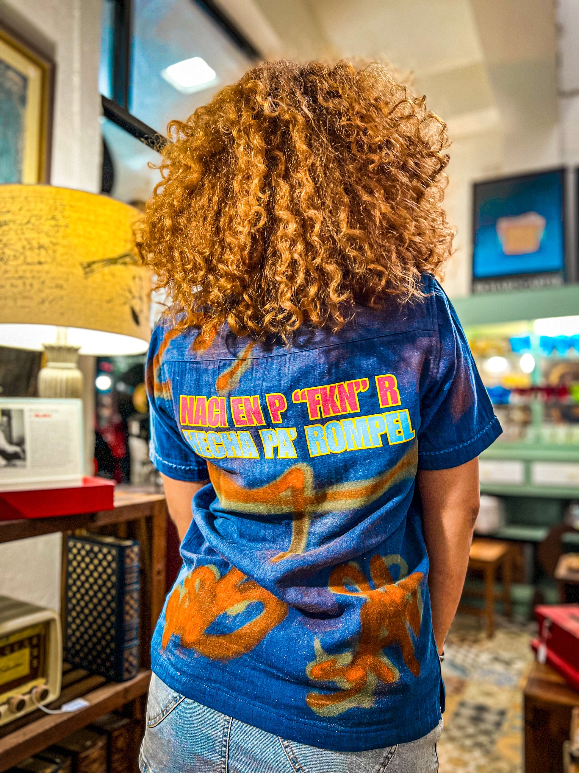 HECHA PA ROMPEL BUTTON TEE
