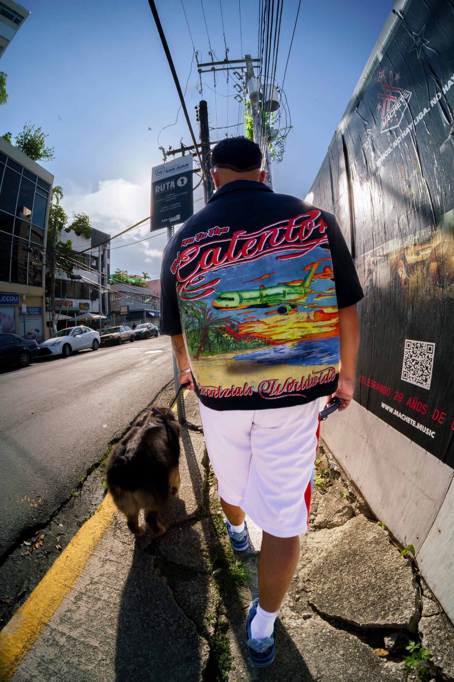 WELCOME TO THE CALENTON BLACK BUTTON TEE