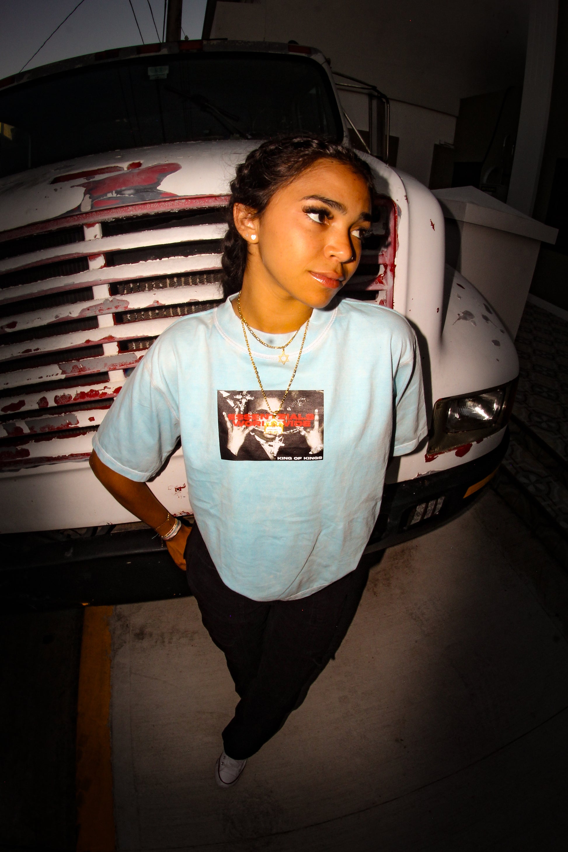 1/1 KING OF KINGS TEE