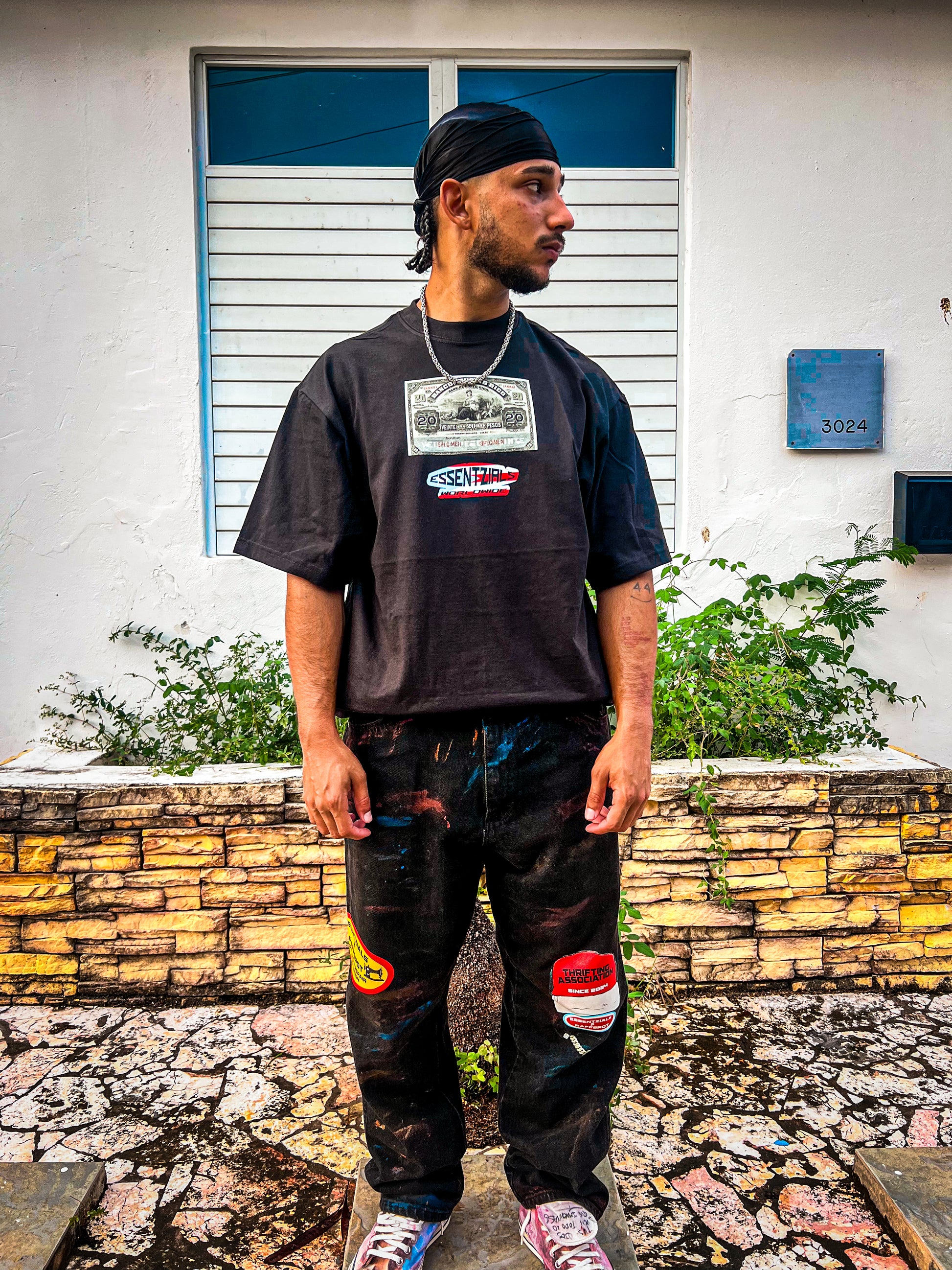 PESO DE PERRE BLACK TEE