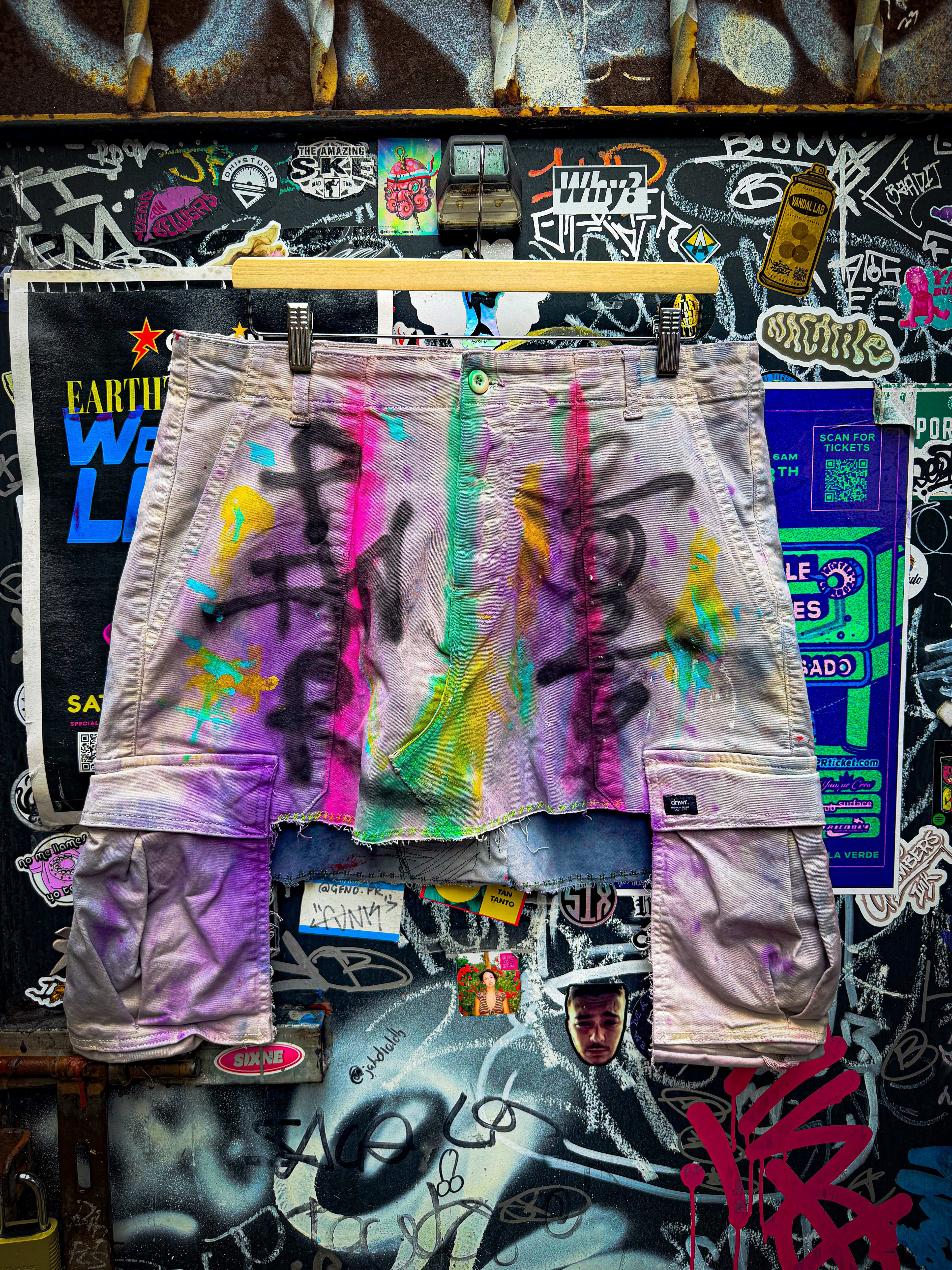 AMOR GRAFFITI SKIRT 💖🎨