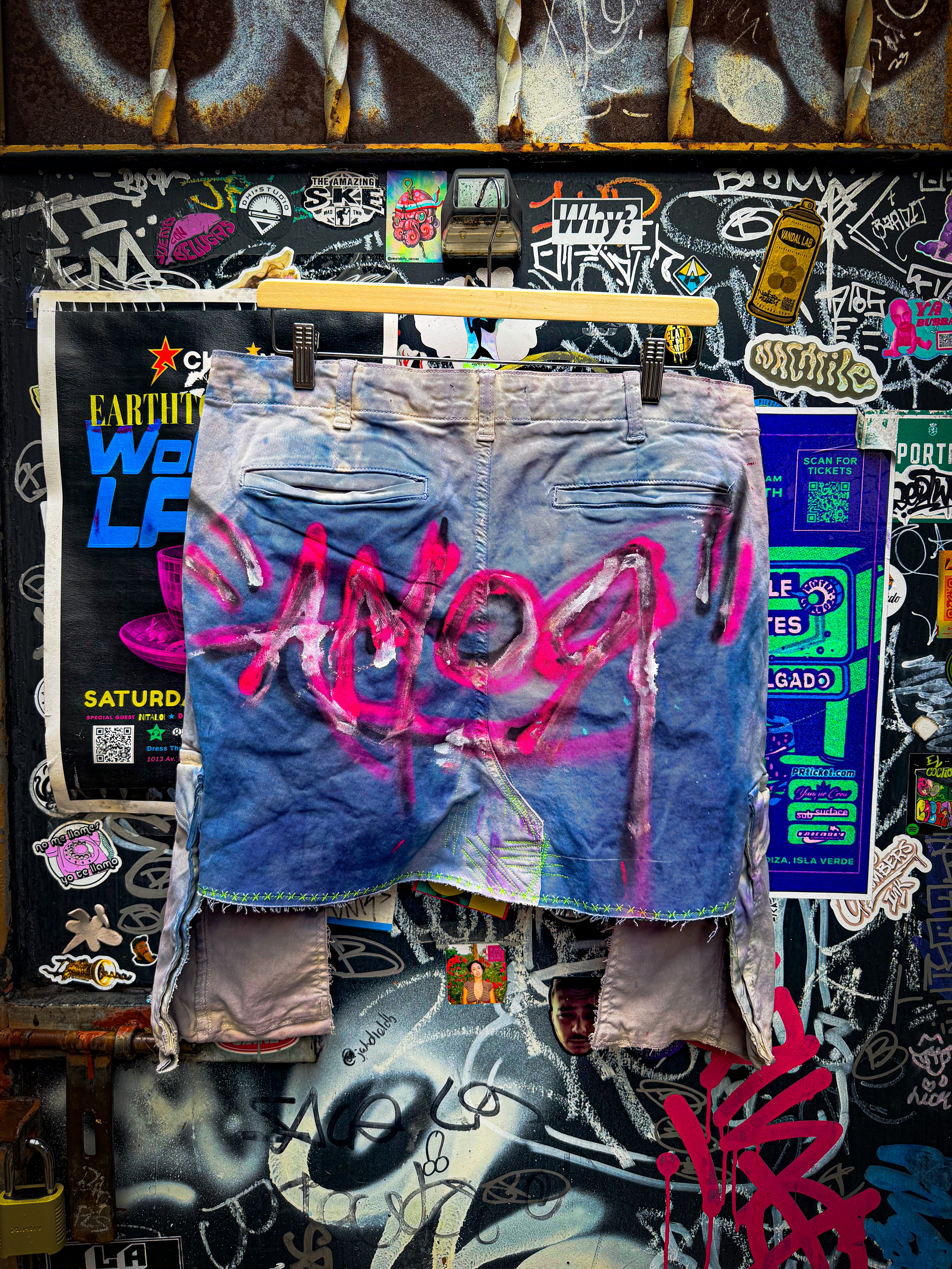 AMOR GRAFFITI SKIRT 💖🎨