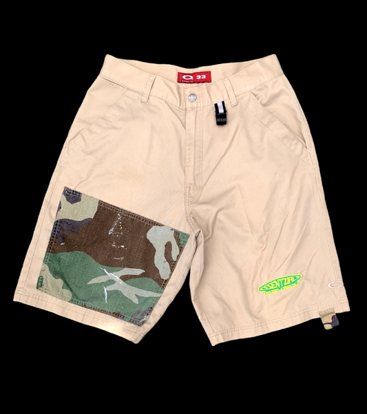 1/1 ESSENTZIALS GOLF SHORT