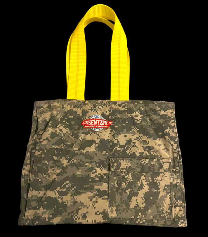 ESSENTZIALS 1/1 CAMO TOTEBAG